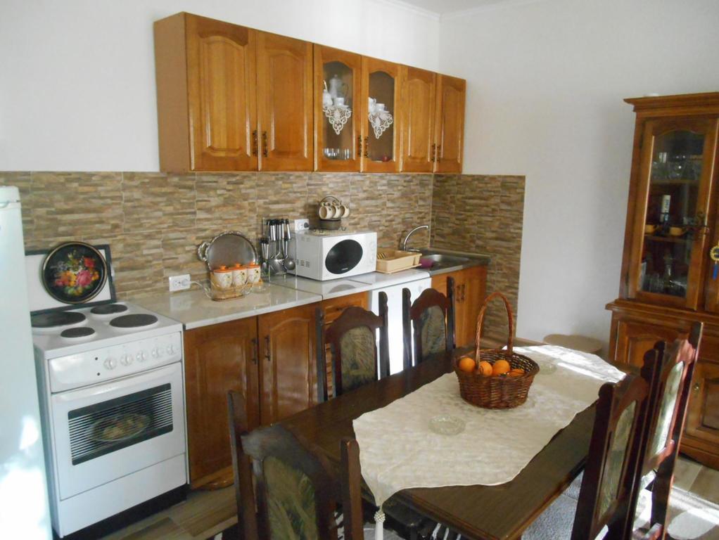 Apartments Zuto Ulcinj Exterior foto